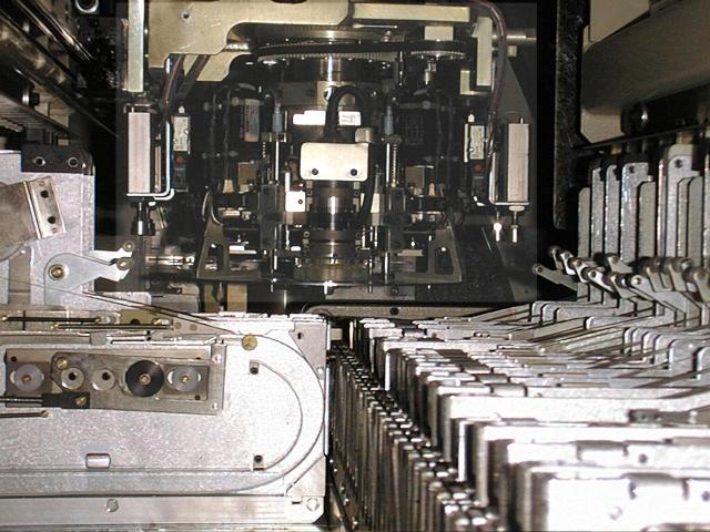 Robotic Turret over Feeders